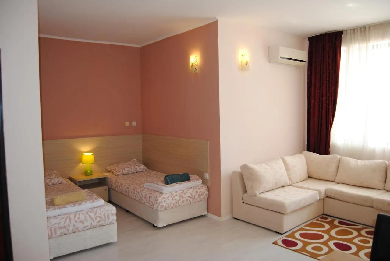 Apartment Yalta Studio Golden Sands Hotel Bulgaria