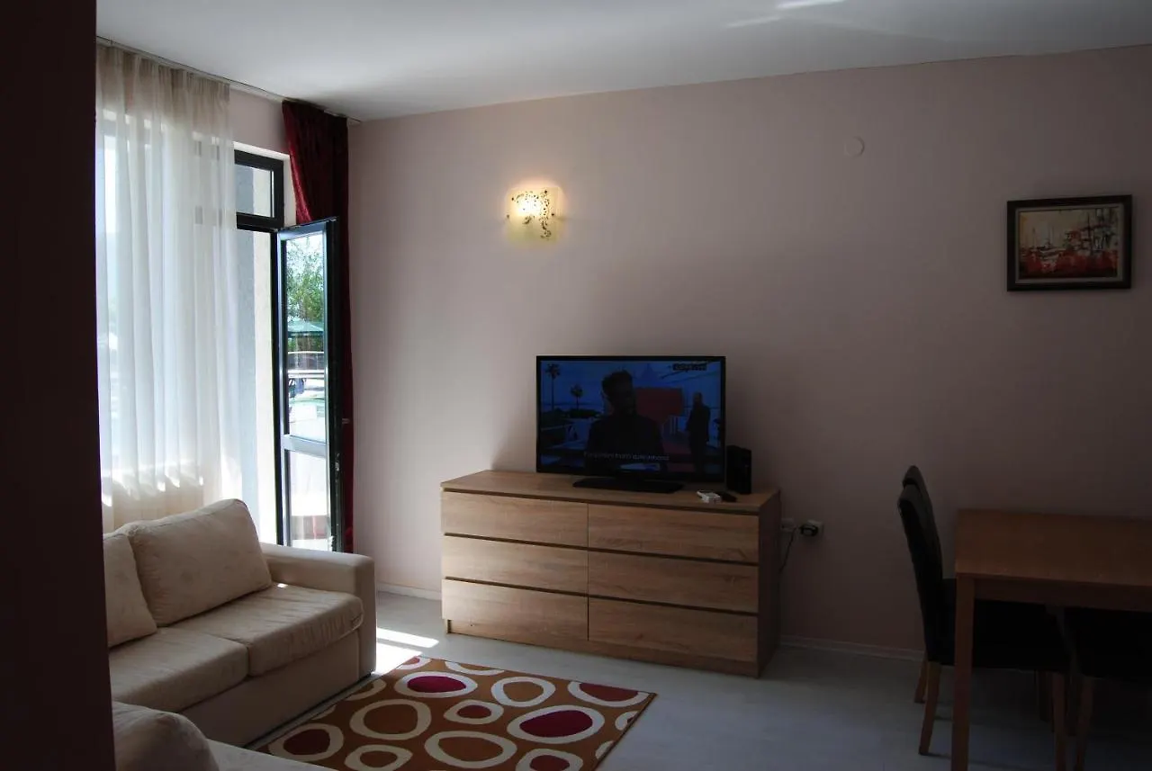 Yalta Studio Golden Sands Hotel Apartment