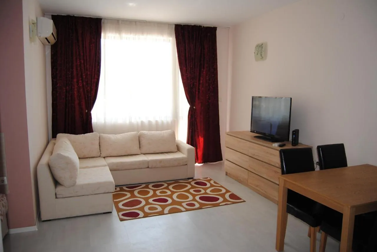 Yalta Studio Golden Sands Hotel 0*,  Bulgaria