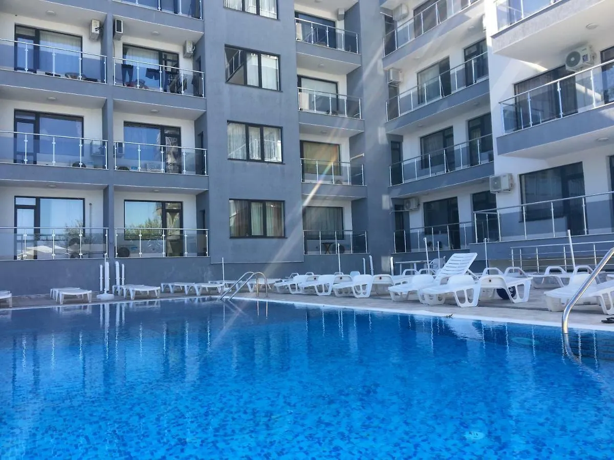 Yalta Studio Golden Sands Hotel Apartment