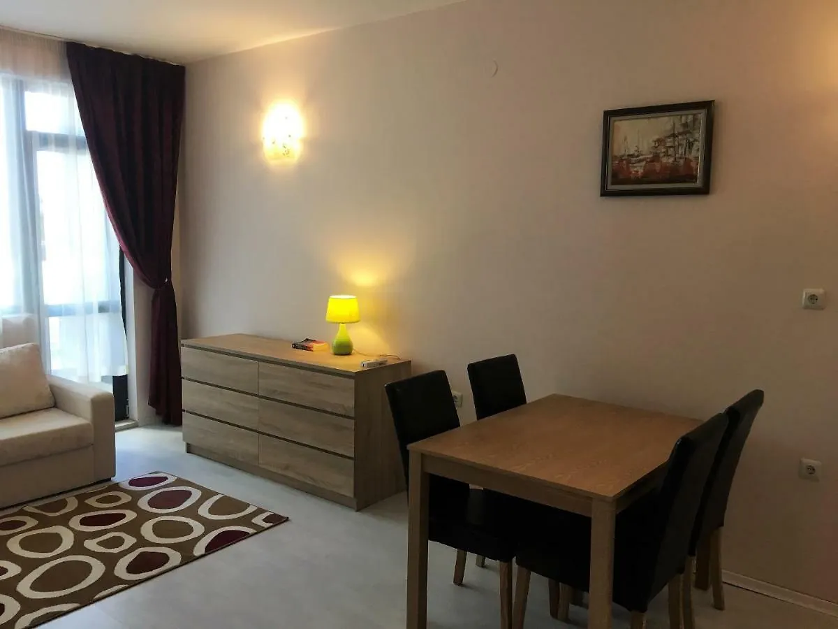 Apartment Yalta Studio Golden Sands Hotel