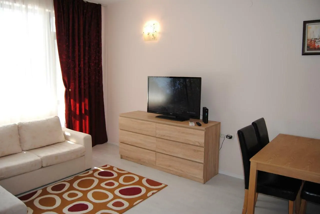 Yalta Studio Golden Sands Hotel 0*,  Bulgaria