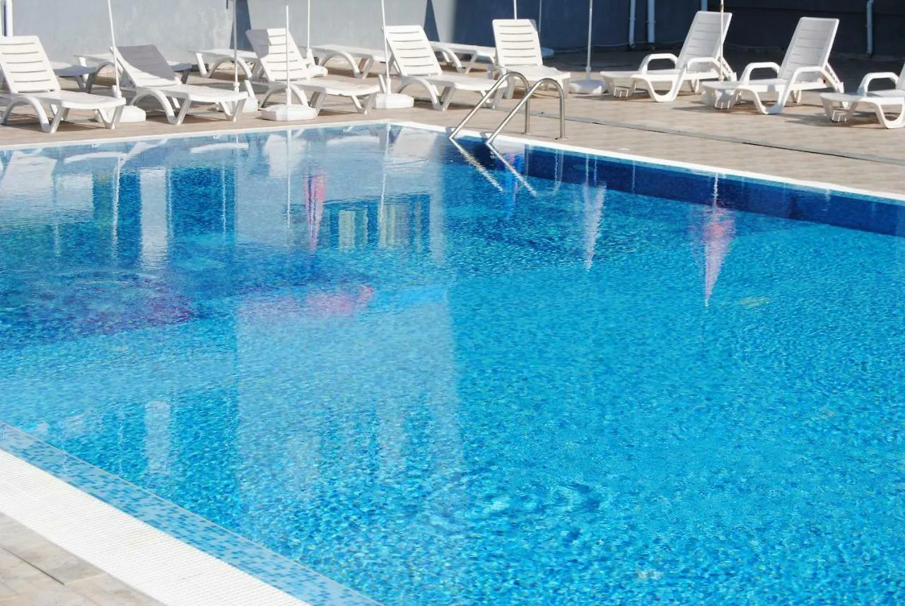 Yalta Studio Golden Sands Hotel